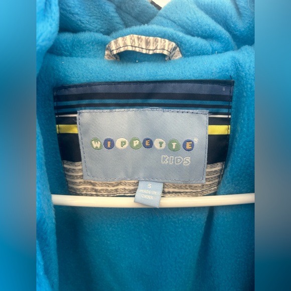 Snow jacket - Picture 2 of 5